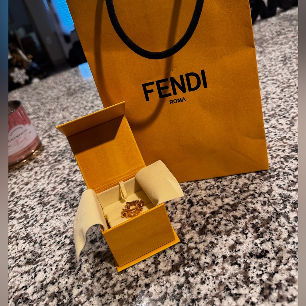 FENDI O'Lock Chain Link Brass Ring
